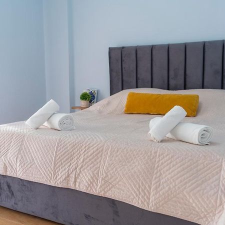 Cane Apartment New Bazaar تيرانا المظهر الخارجي الصورة